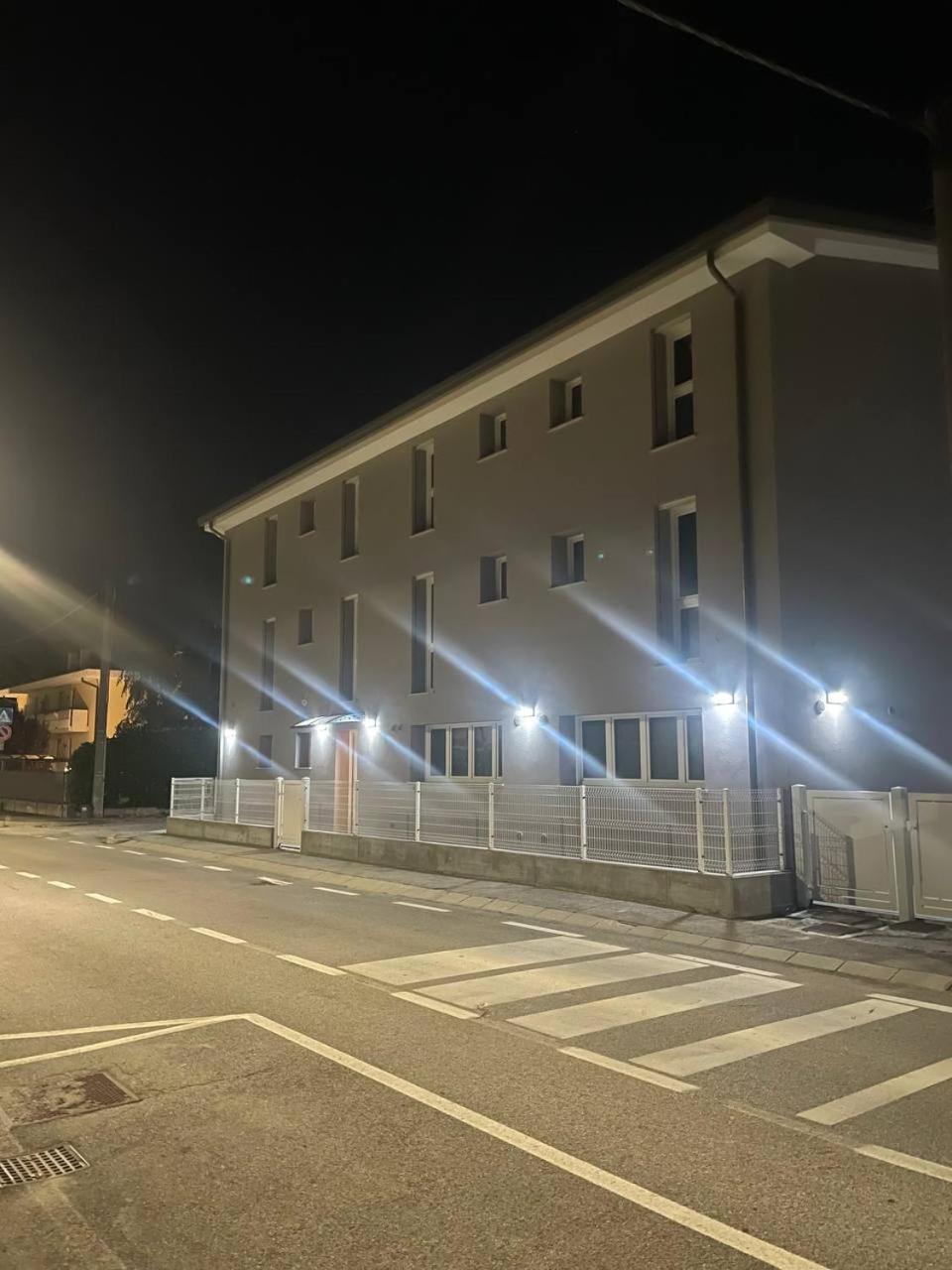 Garibaldi 16 Room Legnaro Exteriér fotografie